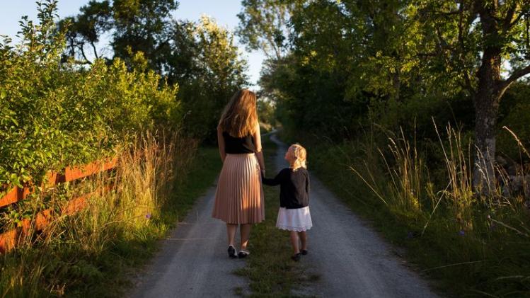 Hoe gelukkiger de moeder, hoe gelukkiger de kinderen